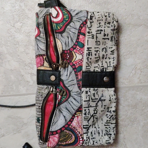 Purse - Picture 5 of 6